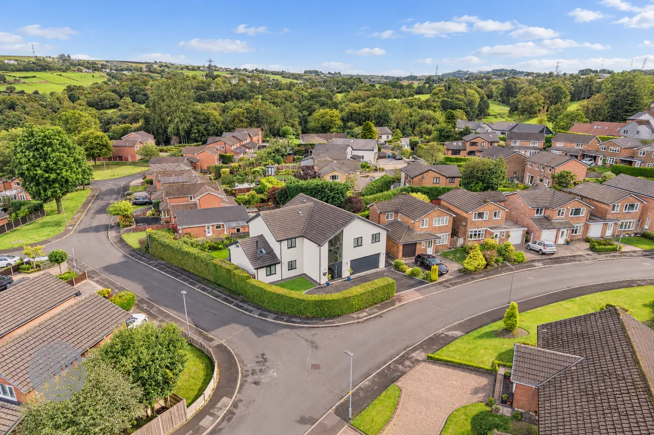 Hunt Fold Drive, Greenmount, Bury, BL8 4QG, photo 2