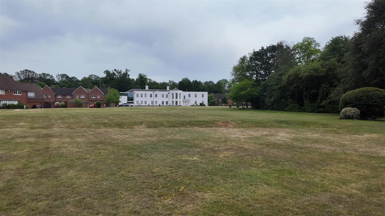 West Common Road, Bromley, photo 15