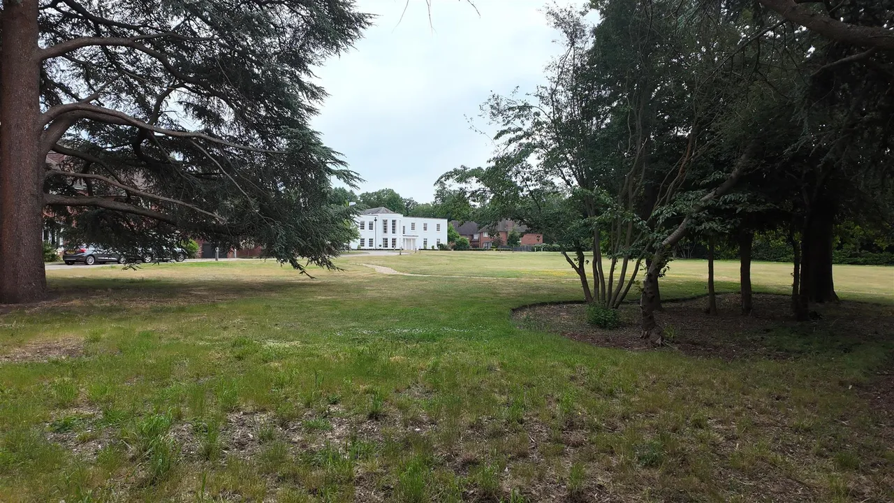 West Common Road, Bromley, photo 16