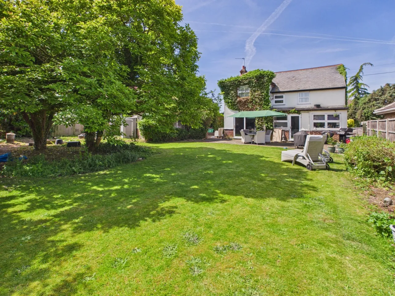 Norfolk Cottage, The Phygtle, SL9, photo 13