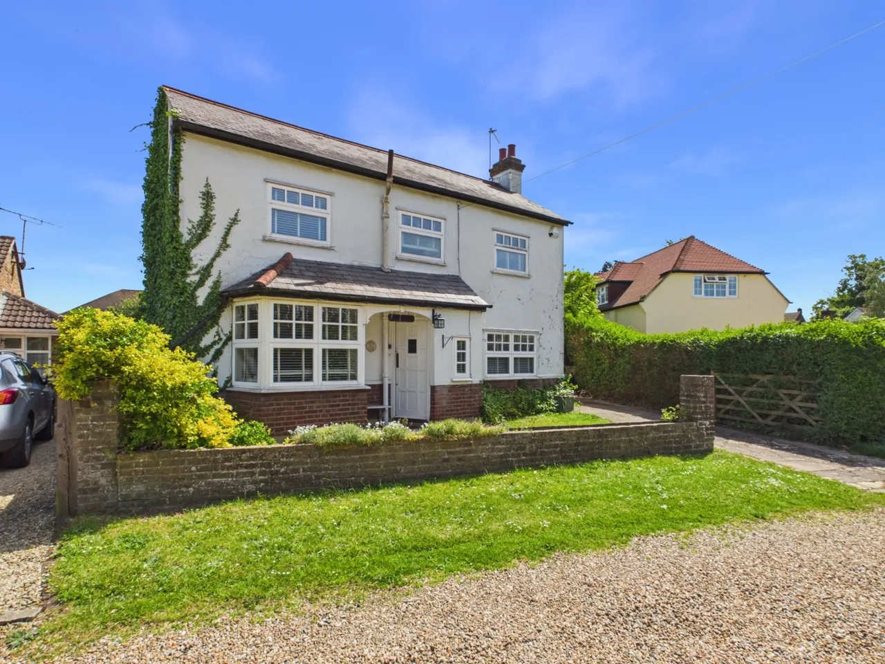 4 bed house for sale, Norfolk Cottage, The Phygtle, SL9