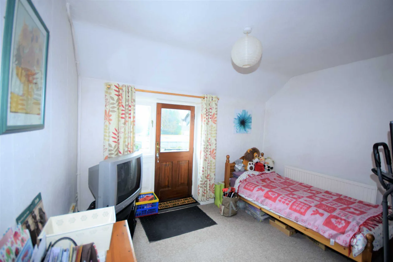 Maengwyn Street, Machynlleth, photo 15