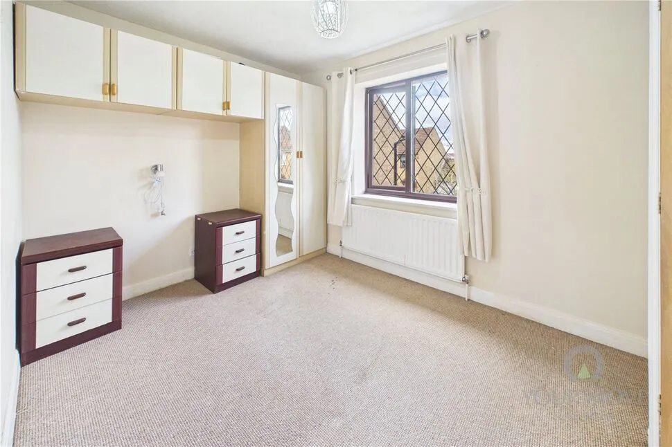 Shatterstone, Northampton, NN4, photo 12