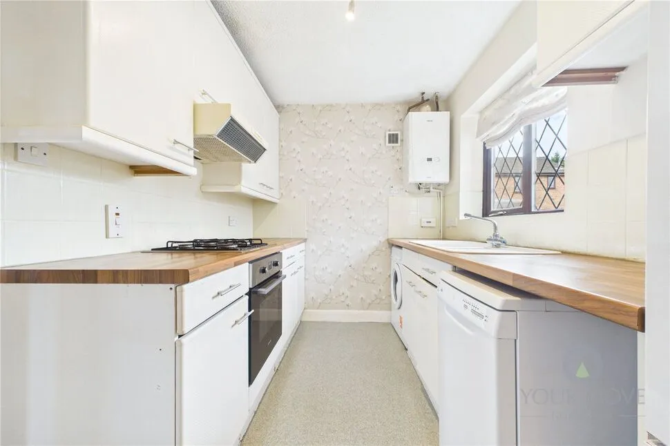 Shatterstone, Northampton, NN4, photo 2