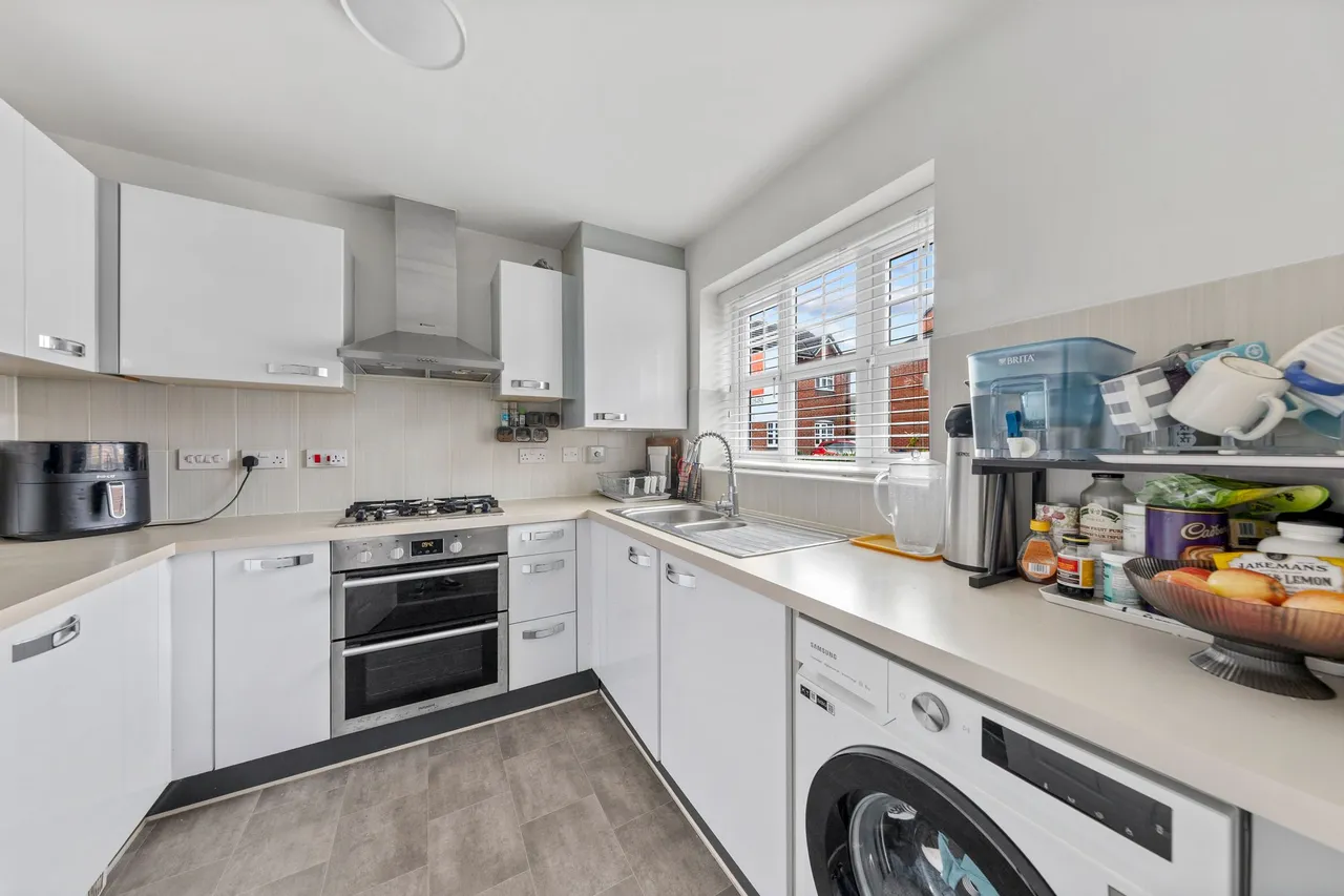 Calgarth Avenue, Warrington, Warrington, WA5 0FN, photo 3