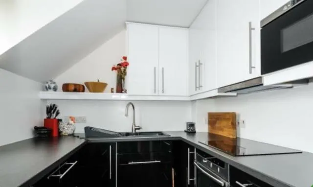 Mill Lane, Newbury, RG14, photo 3