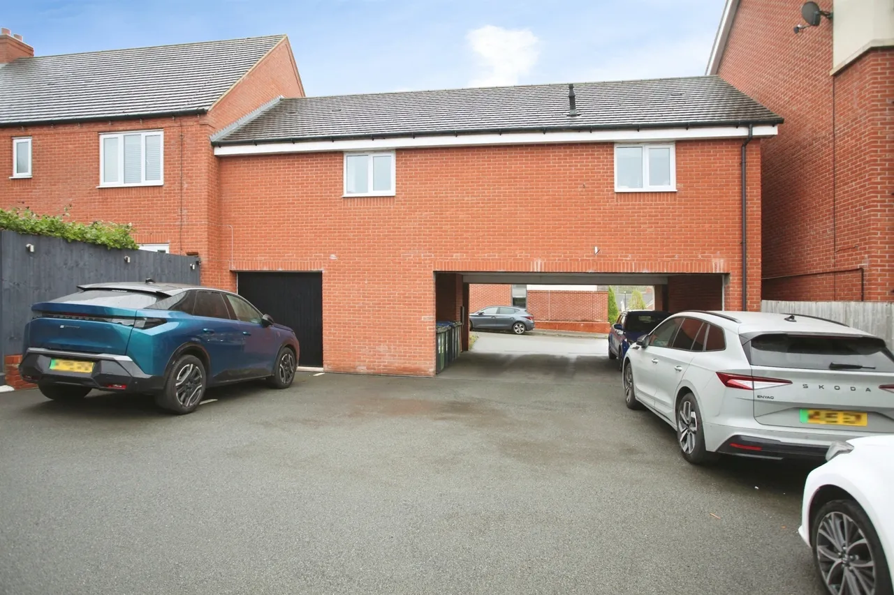 Aspen Road, Rugby, CV21, photo 19