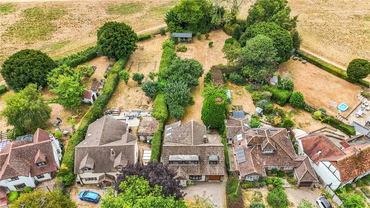 Tunworth Road, Mapledurwell, Basingstoke, Hampshire, RG25 2LU, photo 24