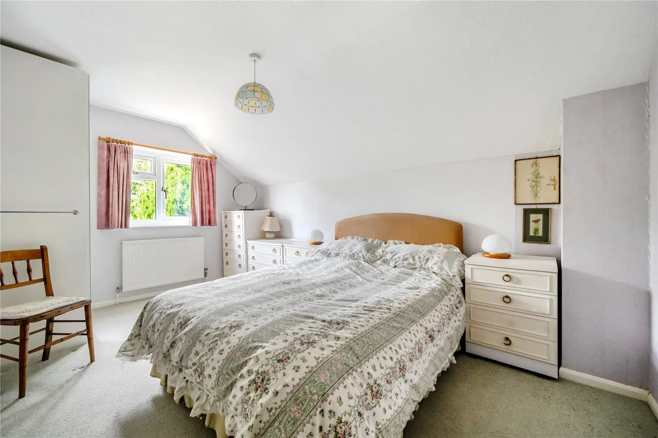 Tunworth Road, Mapledurwell, Basingstoke, Hampshire, RG25 2LU, photo 17