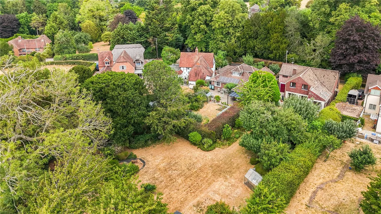 Tunworth Road, Mapledurwell, Basingstoke, Hampshire, RG25 2LU, photo 22
