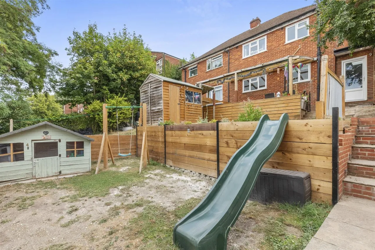 Hillary Road, High Wycombe, HP13, photo 13