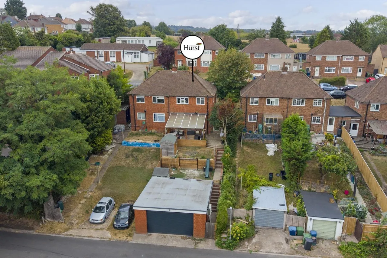 Hillary Road, High Wycombe, HP13, photo 2