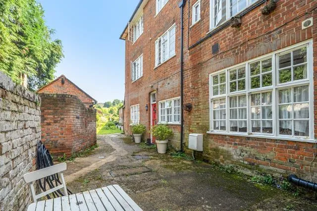 High Street, Amersham, HP7, photo 17