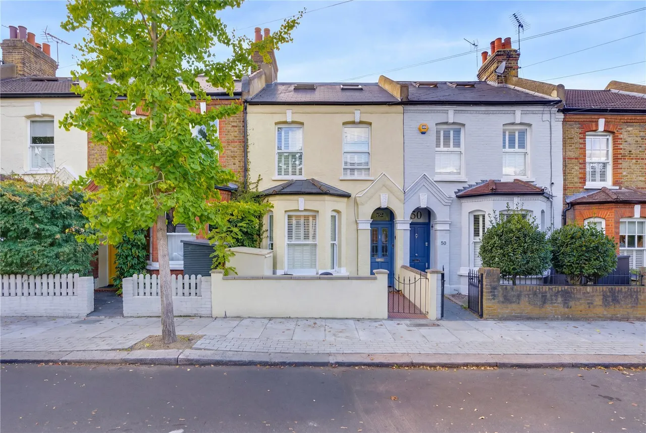 Brocklebank Road, London, SW18, photo 12