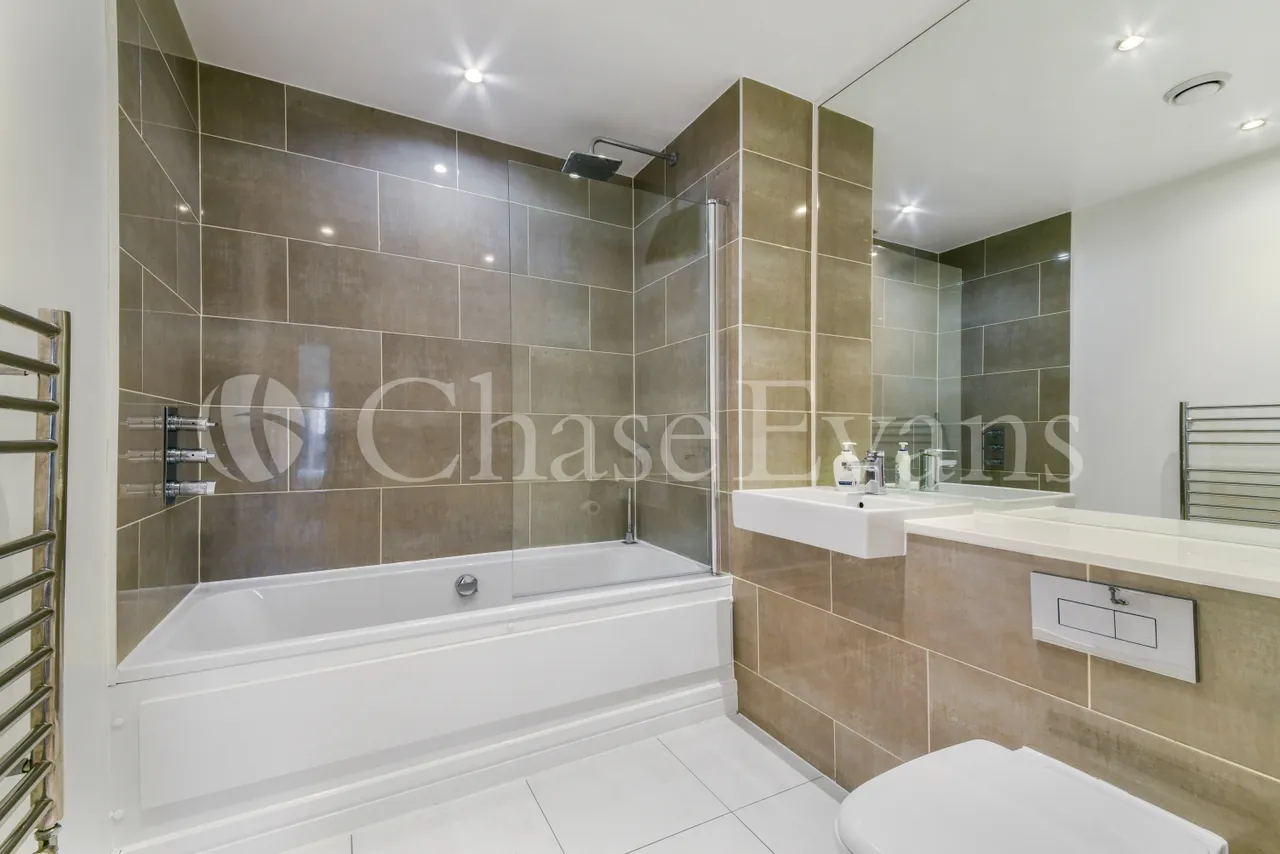 Morello, Cherry Orchard Road, Croydon, London, CR0, photo 6