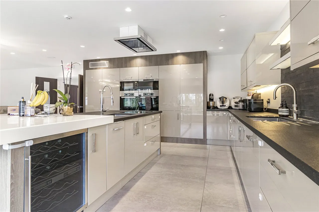 Uphill Road, Mill Hill, London, NW7 4QD, photo 6
