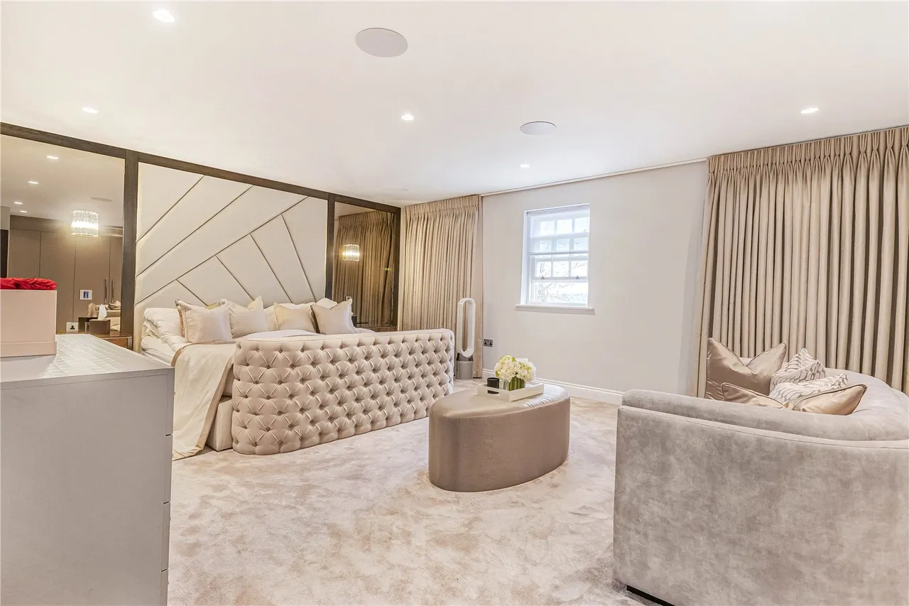 Uphill Road, Mill Hill, London, NW7 4QD, photo 17