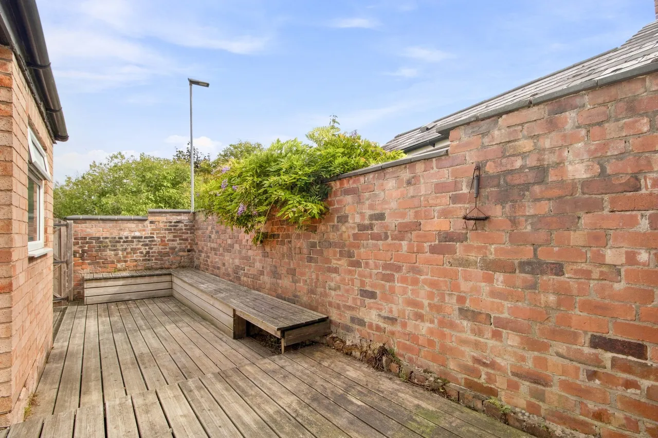 Chapel Lane, Stockton Heath, Warrington, Warrington, WA4 6LL, photo 9