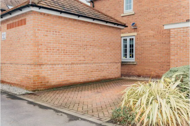 Kings Sconce Avenue, Newark, NG24, photo 15