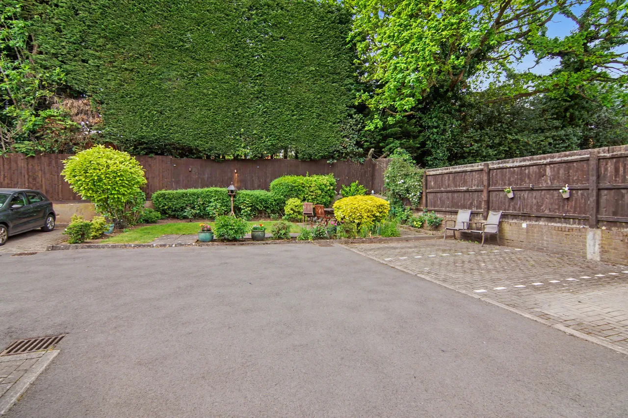 Sutherland Avenue, Westbrook Court, CV5, photo 19