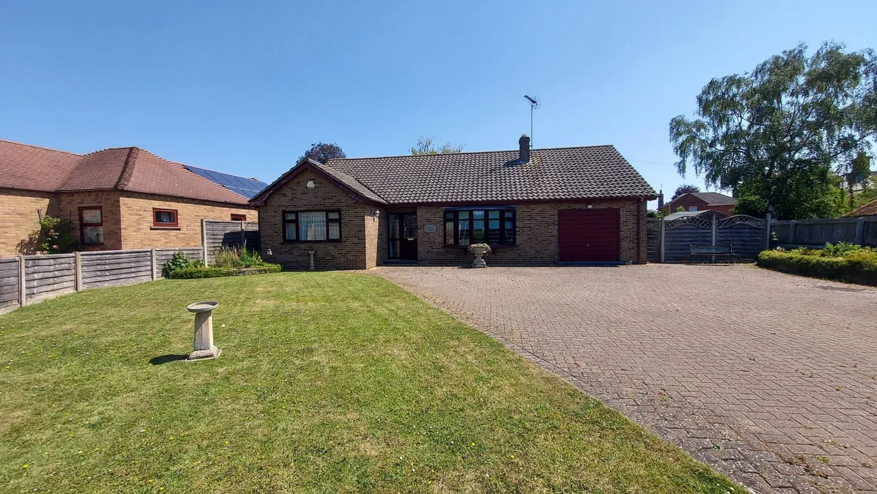 3 bed house for sale — Christophers Lane, BOURNE, PE10