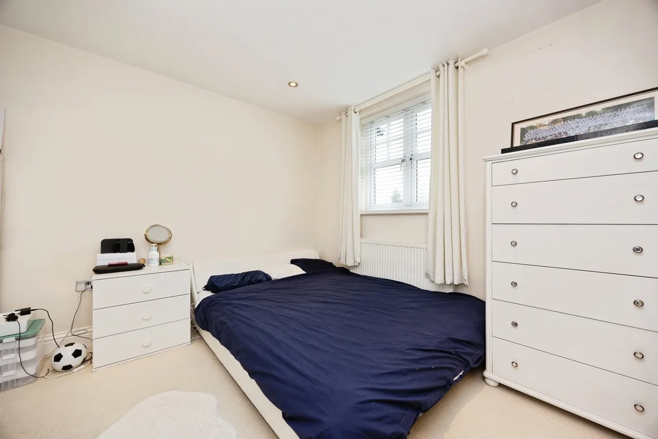 Merrow Street, Guildford, GU4, photo 8