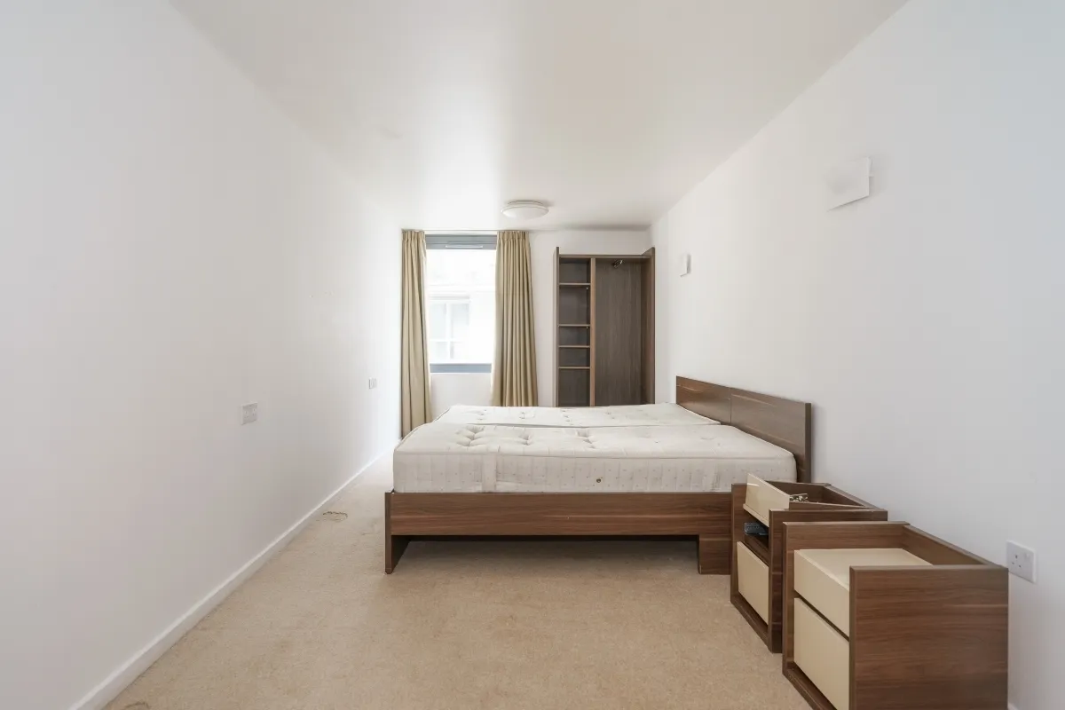Lakeside Way, Wembley, HA9, photo 10