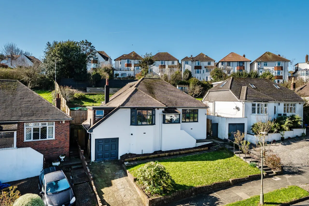 5 bed house for sale, Valley Drive, Brighton, BN1