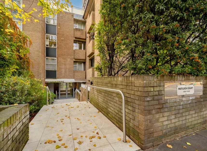 2 bed flat for sale — Abbey Road, St John's Wood, NW8
