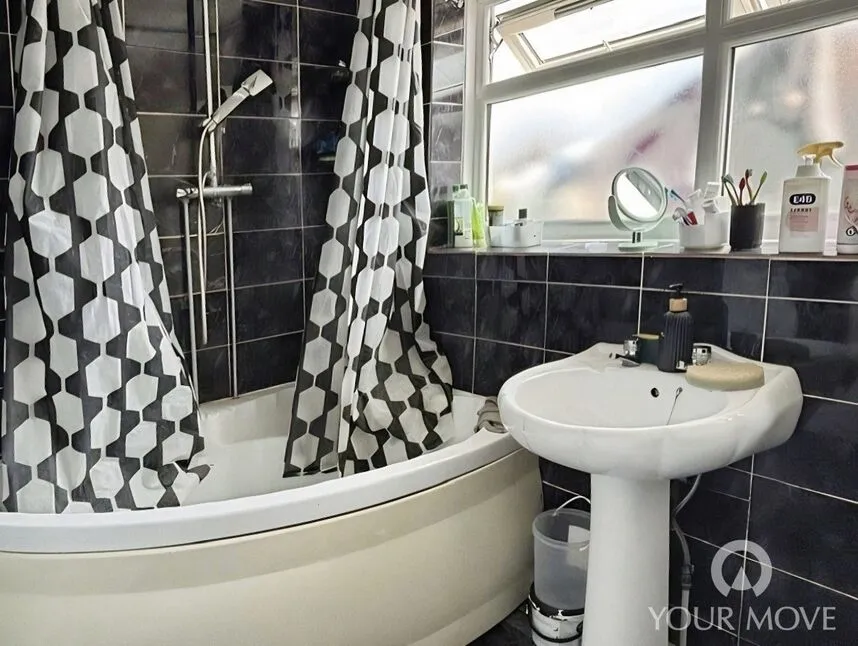 Empress Road, Gravesend, Kent, DA12, photo 5