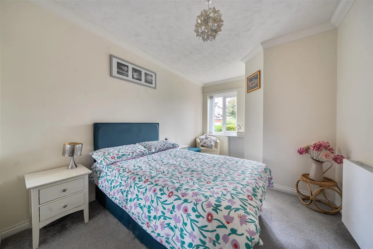 Stuart Road, Highcliffe, BH23, photo 7