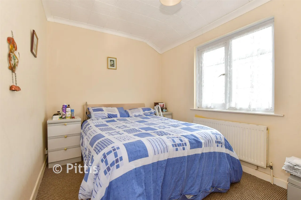 George Street, Sandown, PO36, photo 5