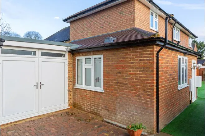 Manor Road North, Thames Ditton, KT7, photo 2