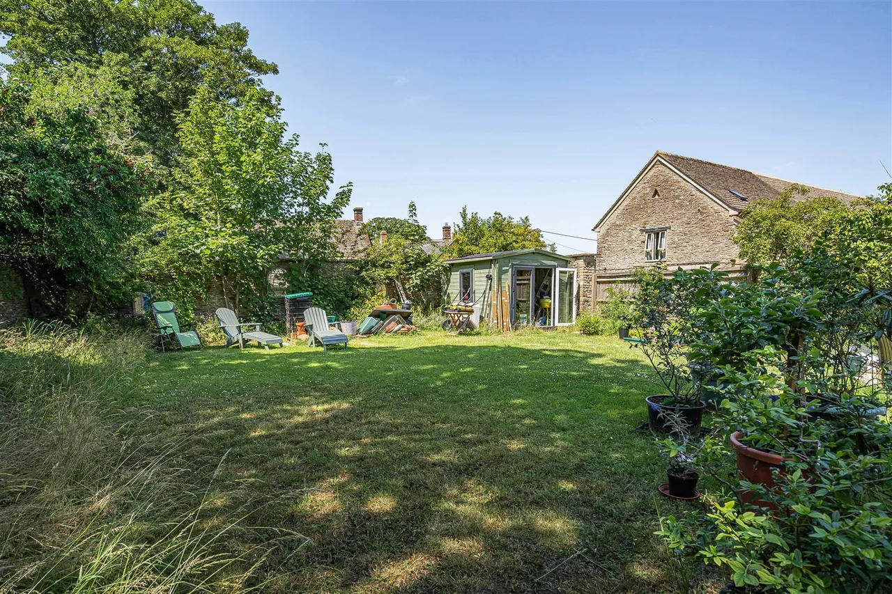 Main Street, Duns Tew, photo 11