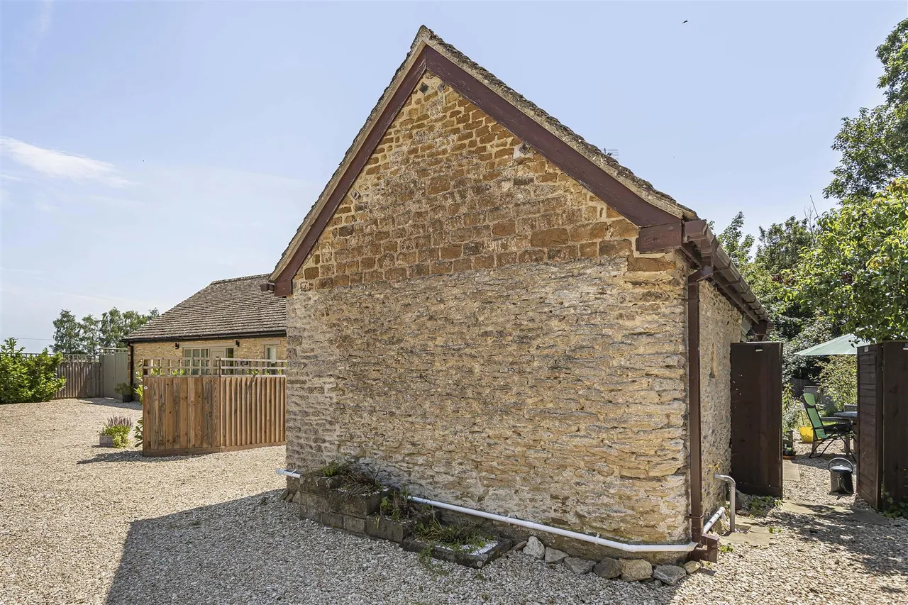 Main Street, Duns Tew, photo 16