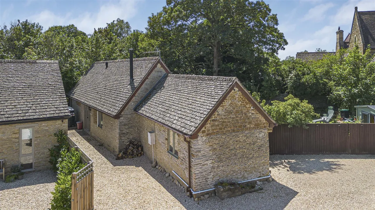 Main Street, Duns Tew, photo 15