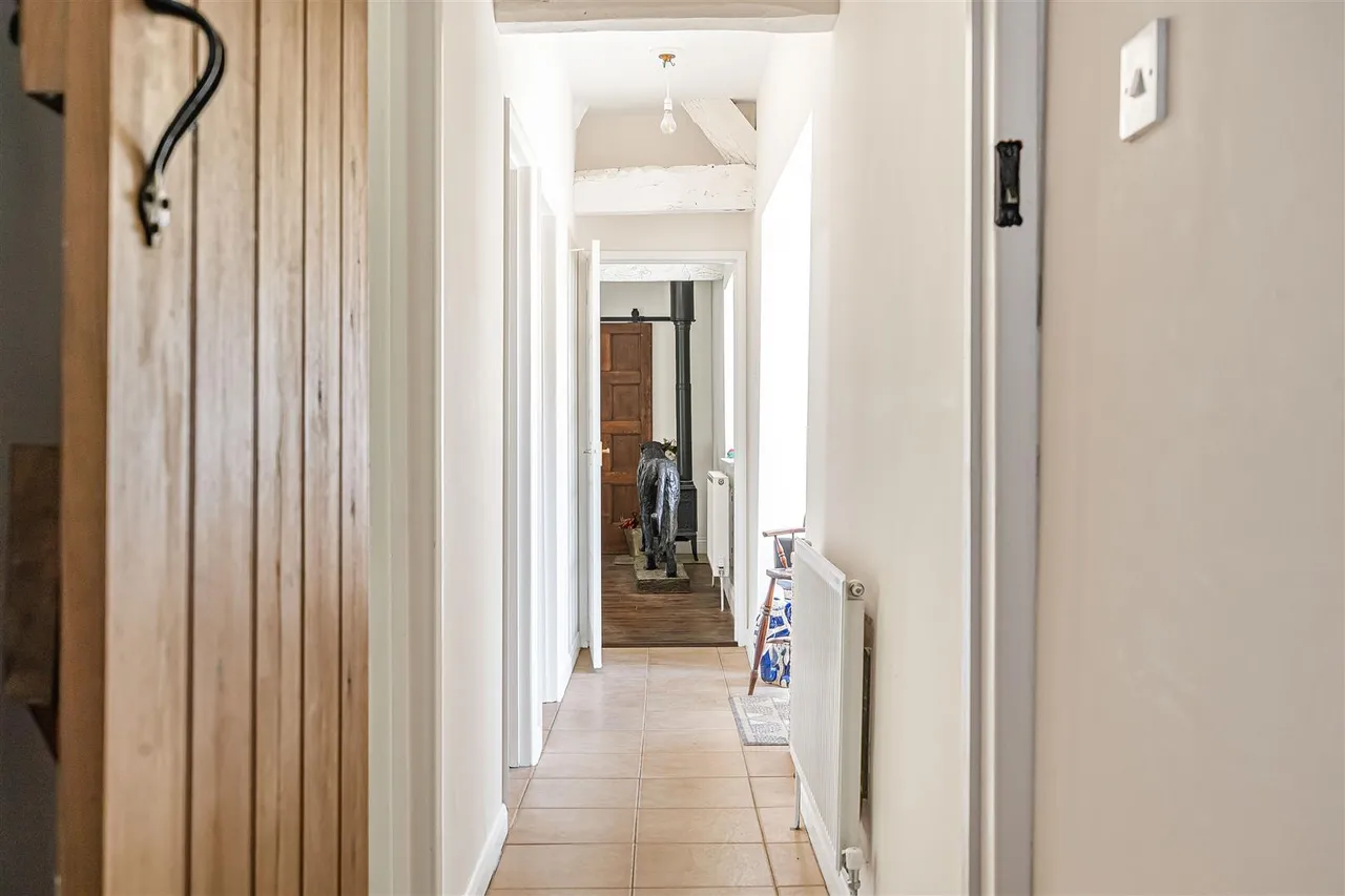 Main Street, Duns Tew, photo 9