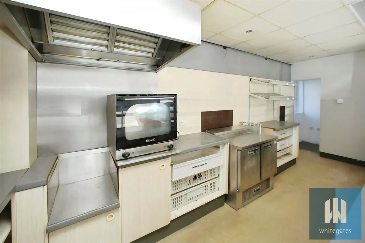 Manchester Road, Linthwaite, HD7, photo 6