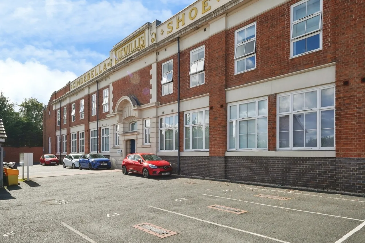 Watery Lane, Worcester, WR2, photo 11
