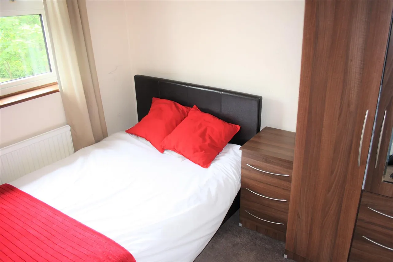 Chertsey Rise, Stevenage, Herts, SG2 9JQ, photo 2