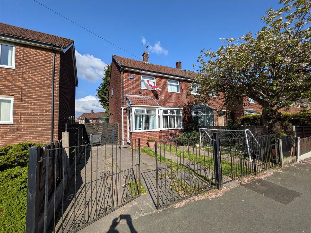 3 bed house for sale — Silverdale, Clifton, Swinton, Manchester, M27
