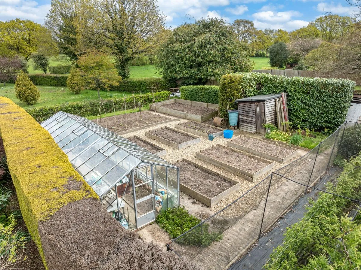 Furzen Lane, Rudgwick, RH12, photo 17