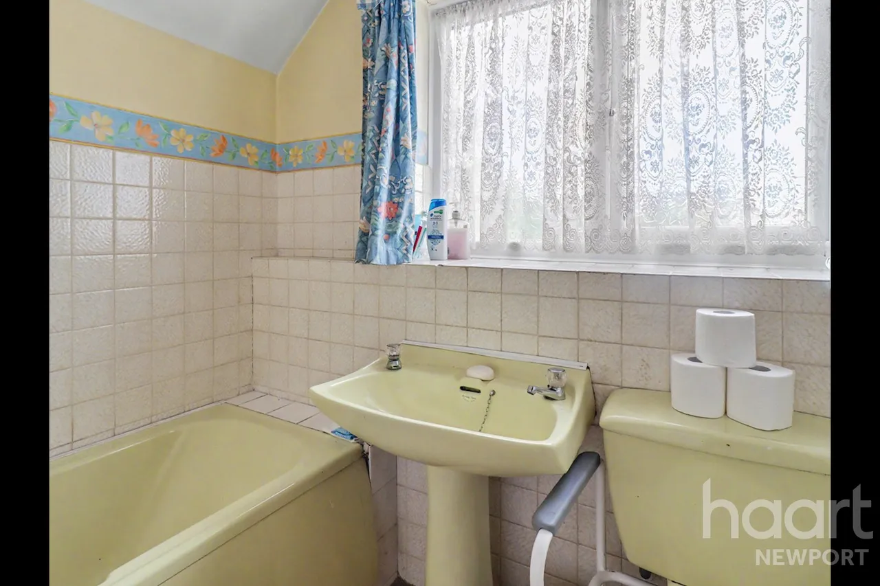 Tram Lane, Newport, NP18, photo 18