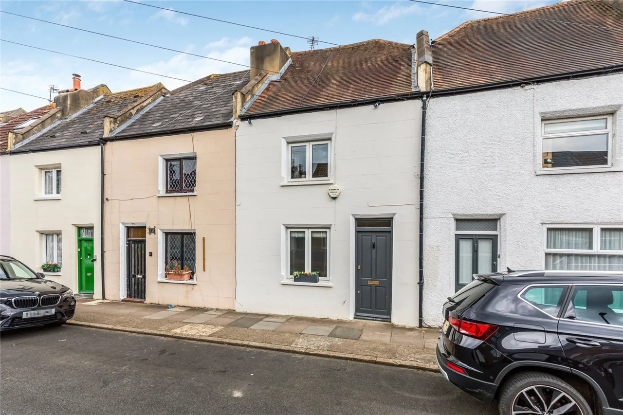 3 bed house for sale — Besley Street, Furzedown