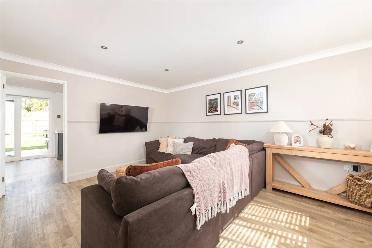 Newbolt Close, Newport Pagnell, MK16, photo 4