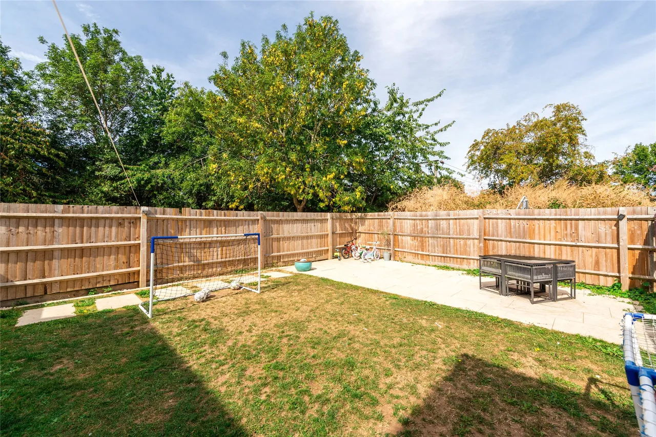 Newbolt Close, Newport Pagnell, MK16, photo 14