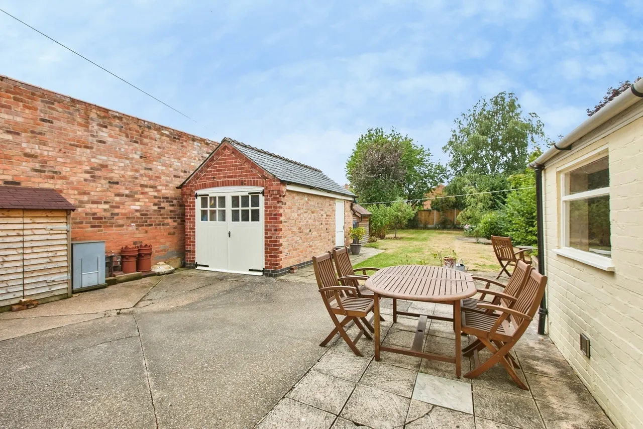 Hawthorne Avenue, Nottingham, NG10, photo 25