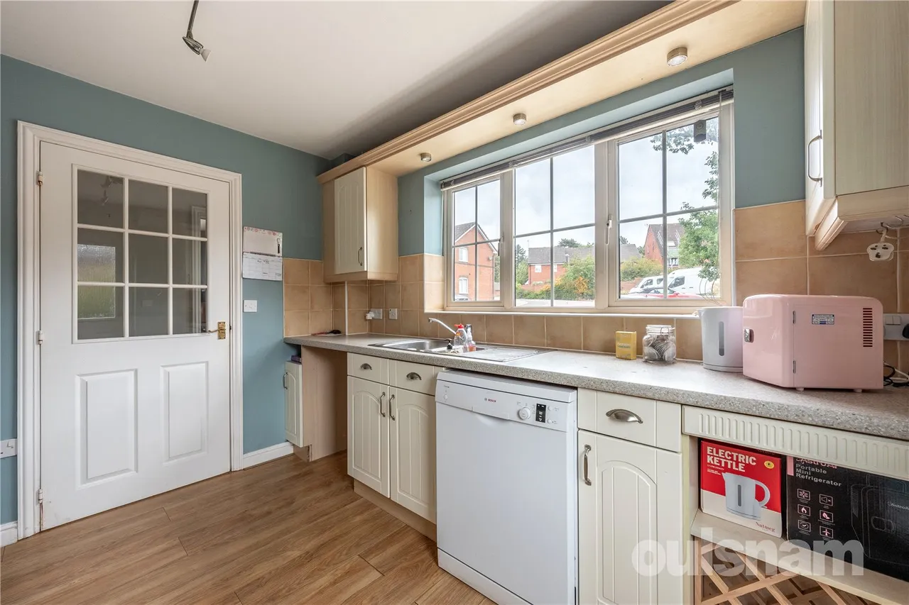 Great Farley Drive, Northfield, Birmingham, West Midlands, B31 5HG, photo 5
