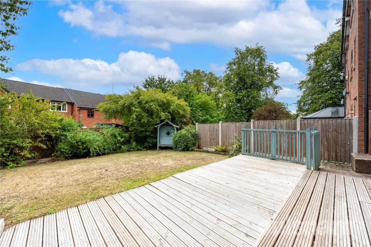 Great Farley Drive, Northfield, Birmingham, West Midlands, B31 5HG, photo 15