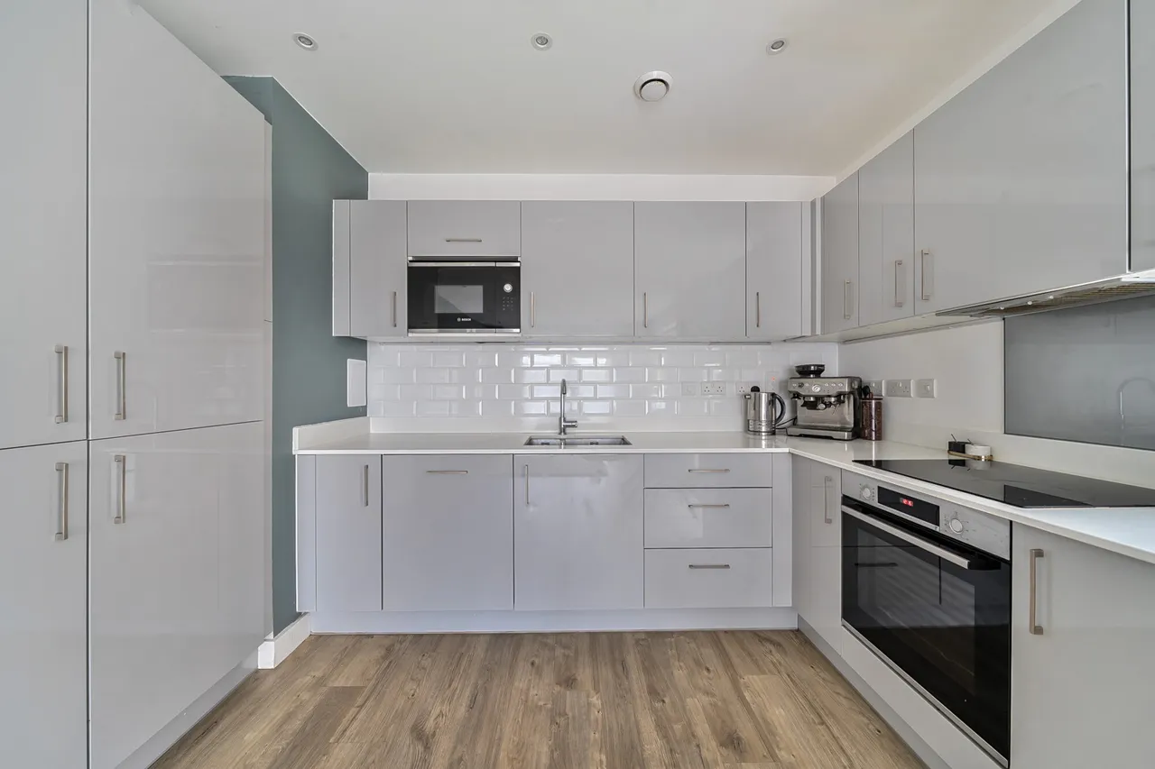 St. Johns Road, Harrow, HA1, photo 2